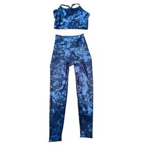 With active 2 piece outfit. Bra crop tank & pants sz small blue tie dye wear it